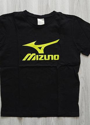Футболка mizuno portugal original размер l, состояние идеальное.