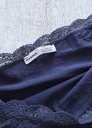 Дуже красива кофтинка bershka зі спущеними плечима