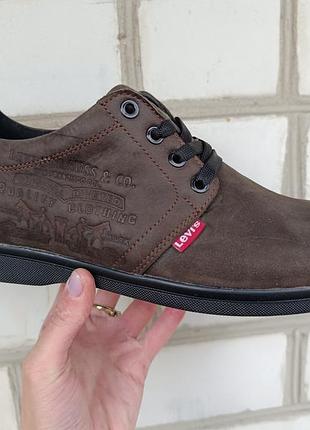 Чоловічі туфлі