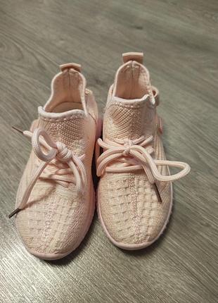 Кроссовки для девочки 3
