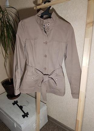 Куртка на подкладке женская