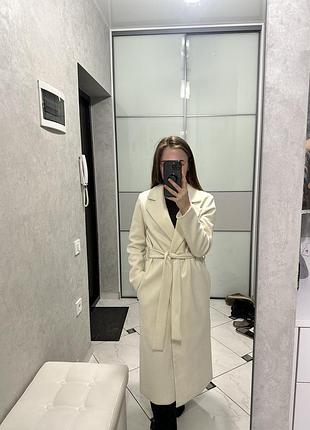 Стильне пальто