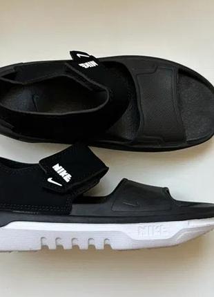 Босоніжки сандаліі nike