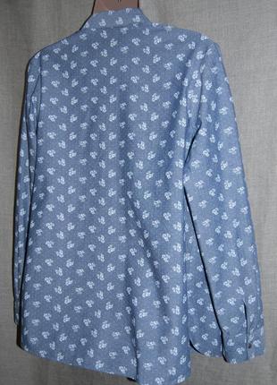 Нарядна блузка з квітковим принтом на кнопках10 фото