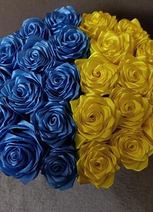 Букет из атласных лент