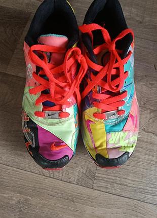 Продам кроссовки мужские nike