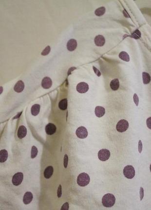 Милая короткая футболочка в горошек с цветами5 фото