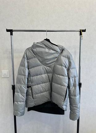 Nike asymmetrical puffer l size unisex