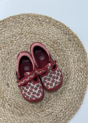 Тапулі туфлі clarks 23 розмір