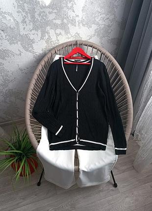 Джемпер чорний кардиган з білою облямівкою chicoree.