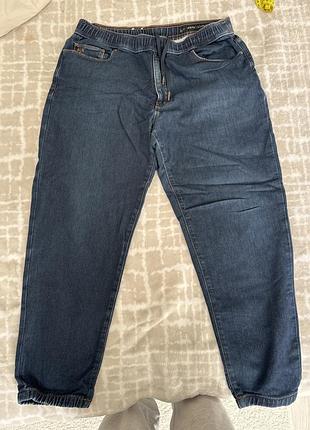Джинси armani