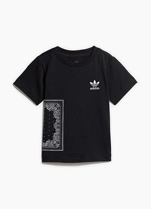 Футболка adidas