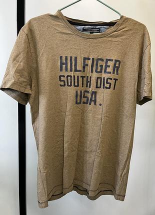 Футболка від tommy hilfiger