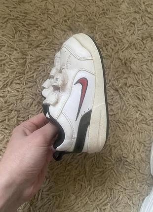 Кросівки nike
