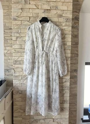 Женское платье