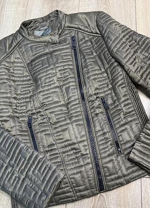 Куртка демі весна guess 2