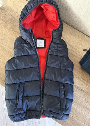 Продам жилетку