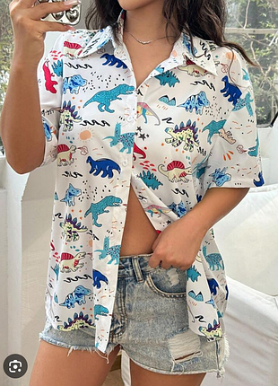 Веселая рубашка с динозаврами 🦕🦖