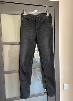 Джинсы armani