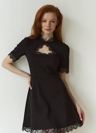 Чорна сукня з мереживом 5