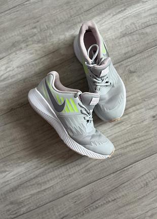 Жіночі кросівки nike