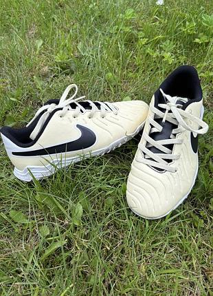 Сороканіжки nike 20,5 см в хорошому стані
