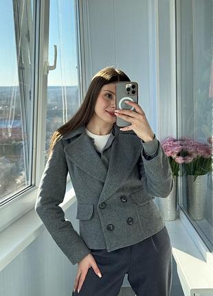 Сіре вкорочене пальто з шерстю 1+1=3