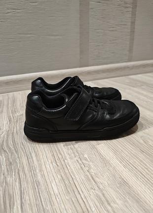 Крассовки детский для мальчика clarks кожа р.33