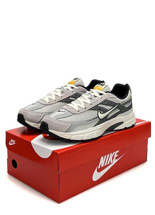 Кроссовки nike initiator light grey 6