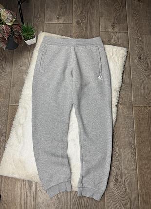 Спортивні штани adidas