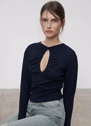 🖤трикотажная кофта/джемпер zara с оригинальным вырезом и драпировкой🖤