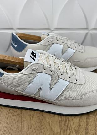 Нові оригінальні кросівки new balance 237