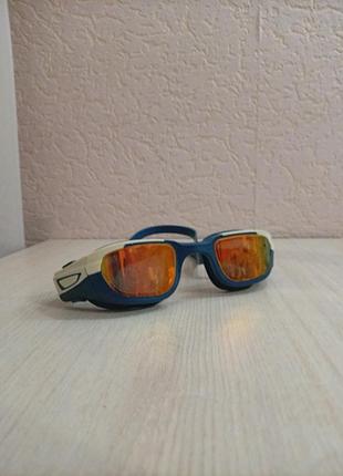 Очки для плавания nabaiji (decathlon) зеркальные, детские, есть царапины, защита uv, антифог, регулируемые