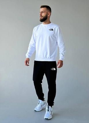 Спортивный костюм the north face
