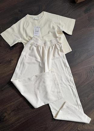 Костюм на дівчинку zara