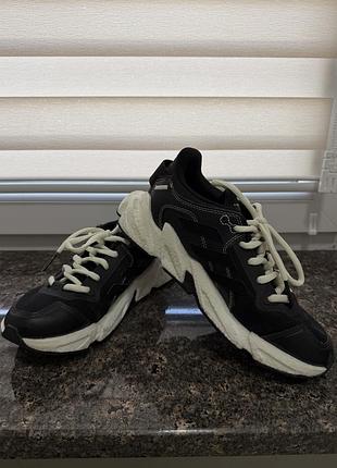 Кросівки adidas оригінал чорні весна