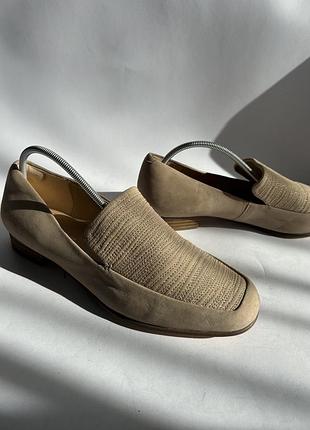 Нові жіночі шкіряні лофери від clark’s