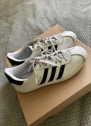 Adidas gazelle  хлопчачі,жіночі, підліткові, розмір 39-39,5