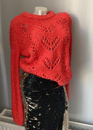 Яскравий вʼязаний светрик