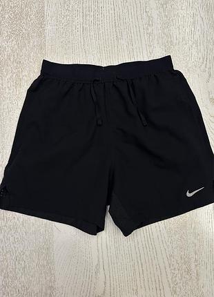 Спортивні шорти бігові nike dri-fit