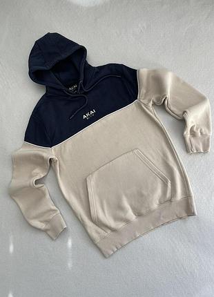 Свитшот с капюшоном