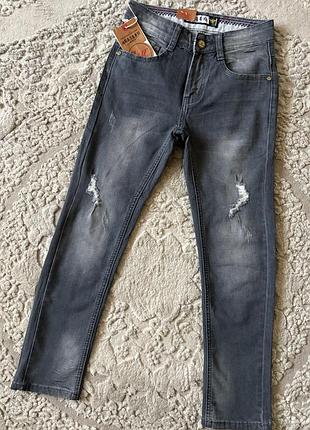 Демісезонні сірі джинси для хлопчика підлітка 140-170