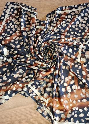 Massimo dutti розкішна велика шовкова хустка шаль
