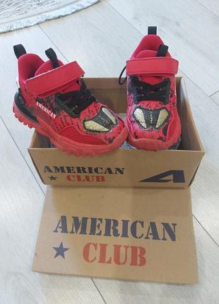 Кросівки american club
