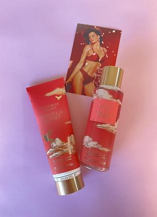 Парфумований набір косметики victoria’s secret camellia sunset оригінал