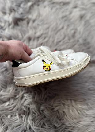 Дуже класні кросівки zara pokémon