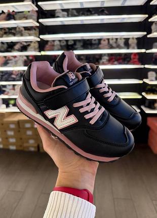 Кроссовки из экокожи от gfb