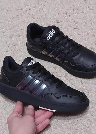 Кроссовки adidas на мальчика 36 размер