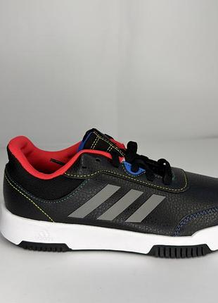 Оригіналне взуття adidas