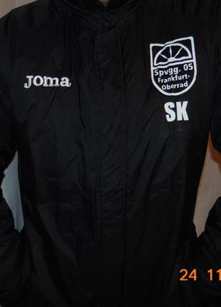 Спортивная оригинальная зимняя курточка joma.л